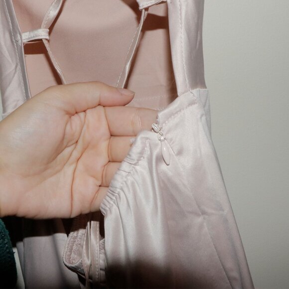 Backless Split Thigh Side Dress -SHEIN - Picture 4 of 10